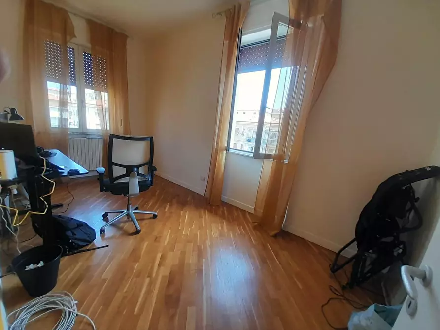 Immagine 9 di Appartamento in vendita  a Livorno