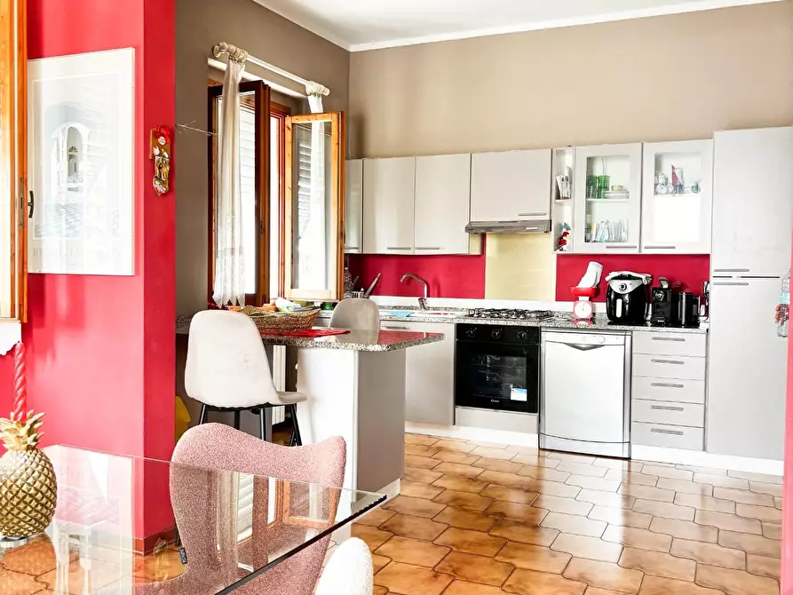 Immagine 9 di Appartamento in vendita  a Empoli