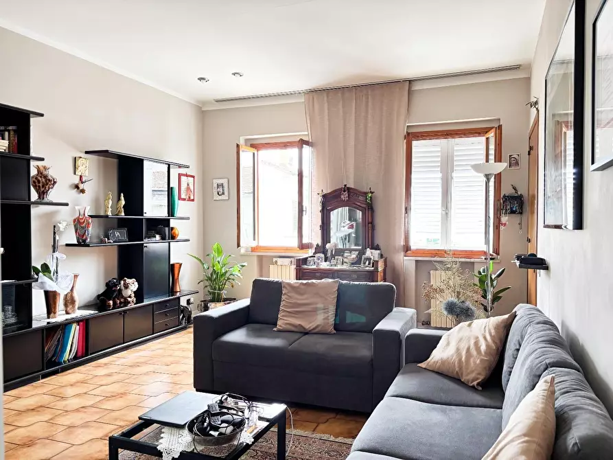 Immagine 11 di Appartamento in vendita  a Empoli