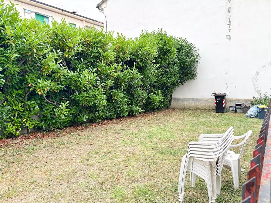 Immagine 26 di Appartamento in vendita  a Empoli