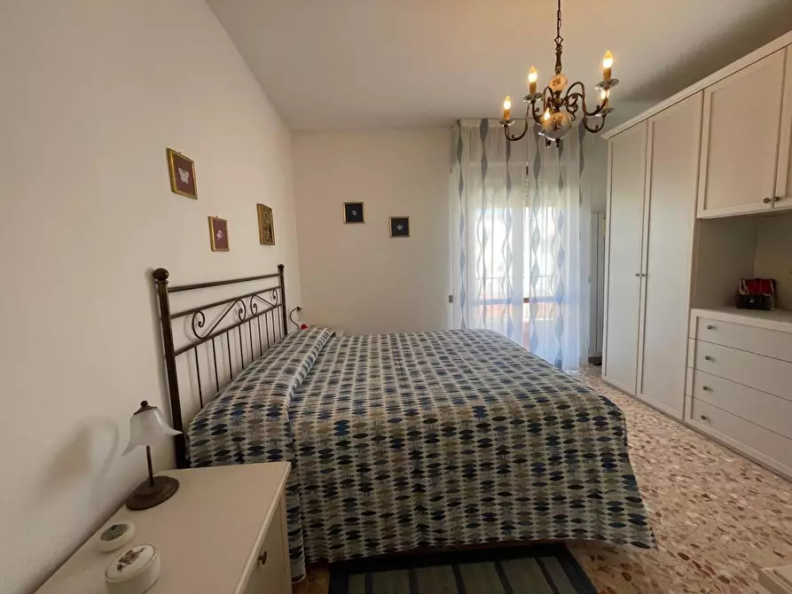 Immagine 10 di Appartamento in vendita  a Pisa