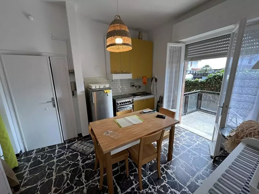 Immagine 6 di Appartamento in vendita  a Rosignano Marittimo