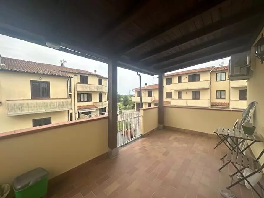 Immagine 2 di Villetta a schiera in vendita  a Cascina