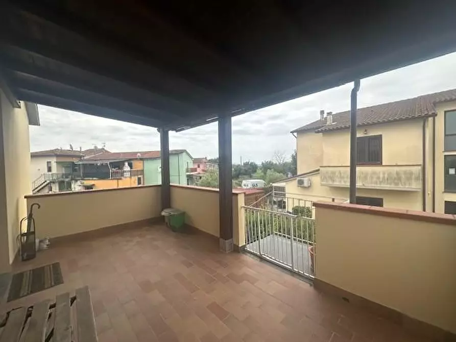 Immagine 3 di Villetta a schiera in vendita  a Cascina