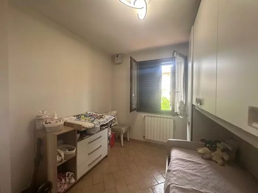 Immagine 19 di Villetta a schiera in vendita  a Cascina