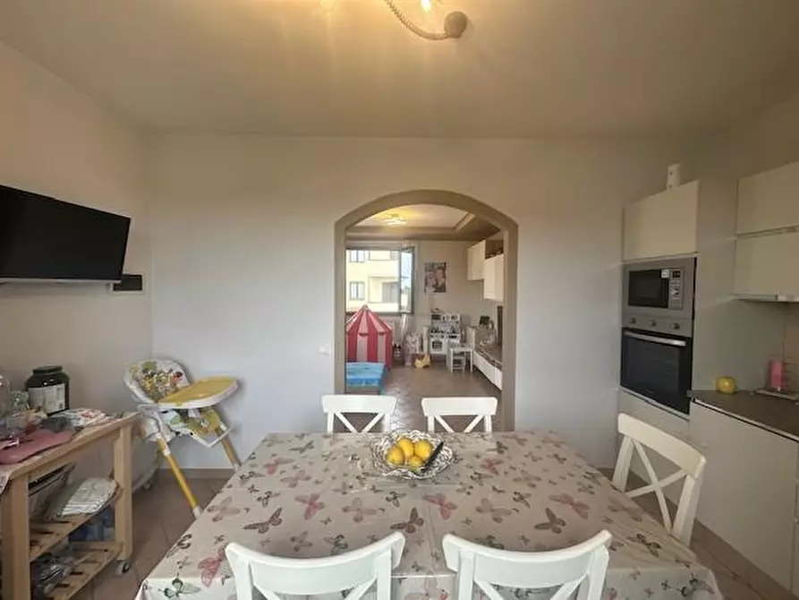 Immagine 12 di Villetta a schiera in vendita  a Cascina