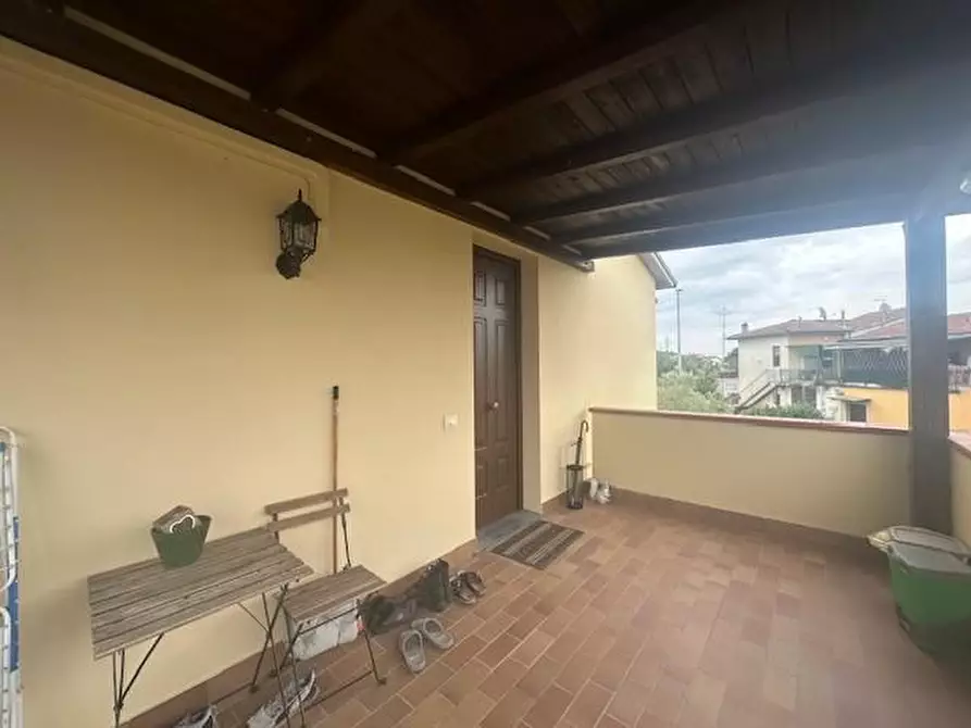 Immagine 38 di Villetta a schiera in vendita  a Cascina