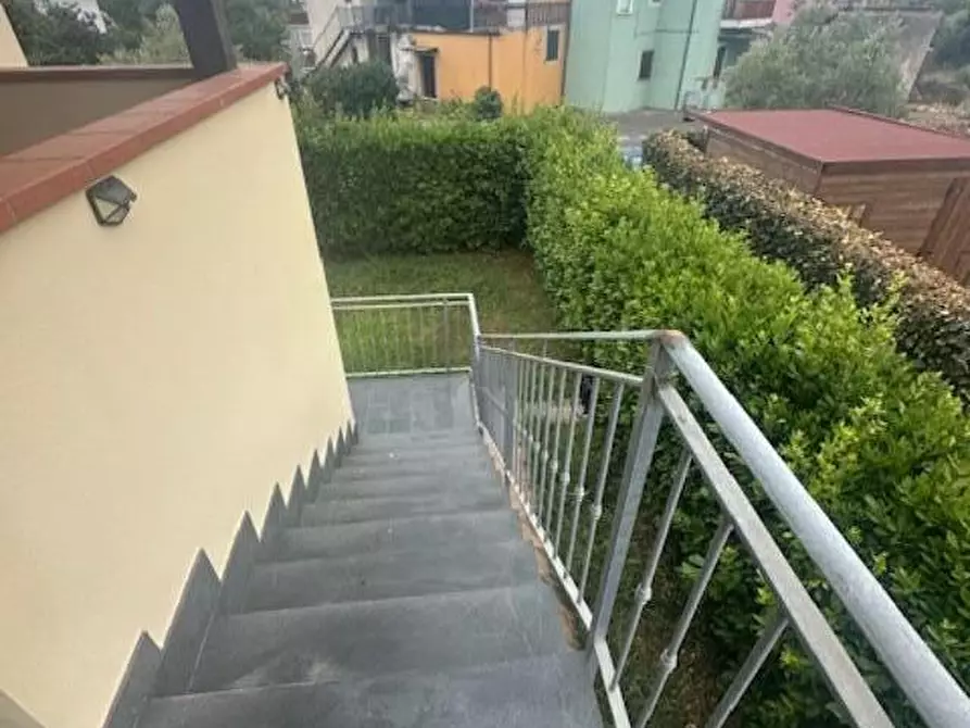 Immagine 37 di Villetta a schiera in vendita  a Cascina