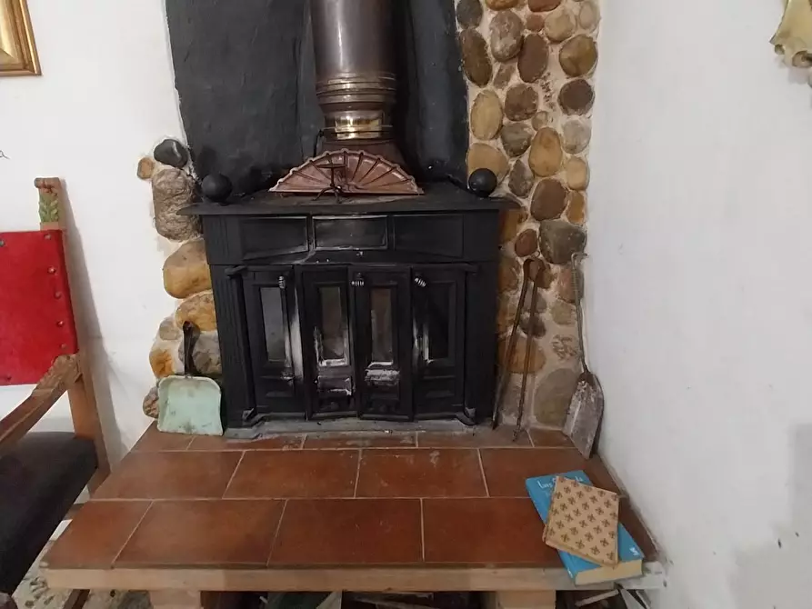 Immagine 6 di Rustico / casale in vendita  a Calci