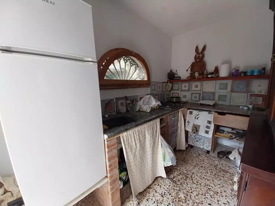 Immagine 7 di Rustico / casale in vendita  a Calci