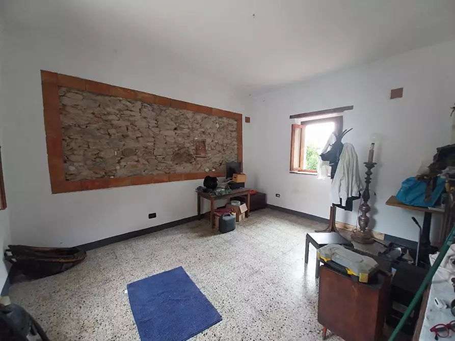 Immagine 9 di Rustico / casale in vendita  a Calci