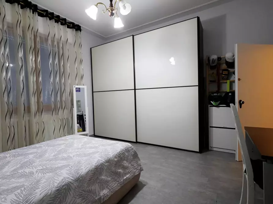 Immagine 10 di Appartamento in vendita  a Poggibonsi