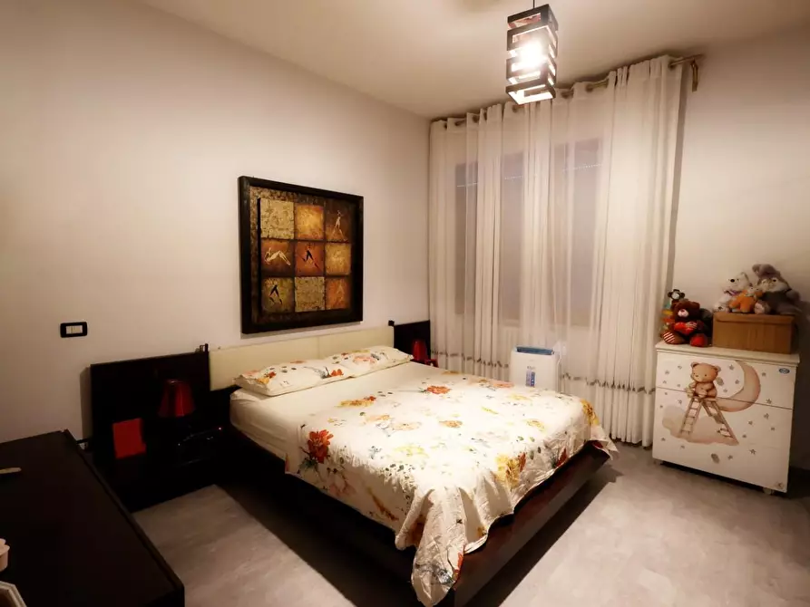 Immagine 8 di Appartamento in vendita  a Poggibonsi