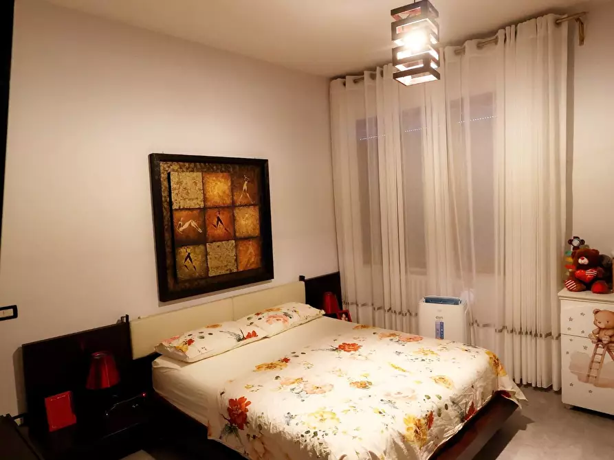 Immagine 5 di Appartamento in vendita  a Poggibonsi