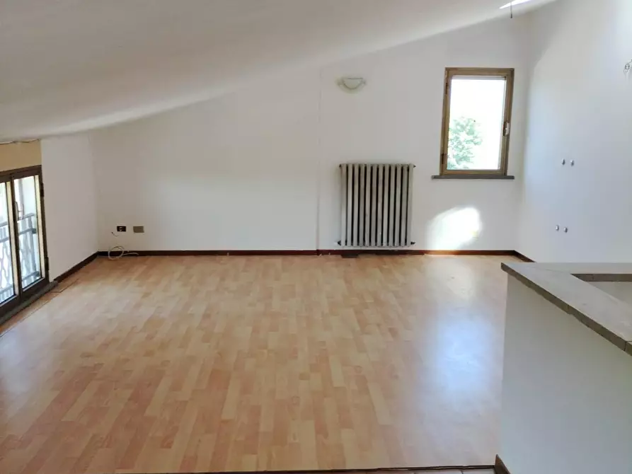 Immagine 29 di Casa bifamiliare in vendita  a Reggio Nell'emilia