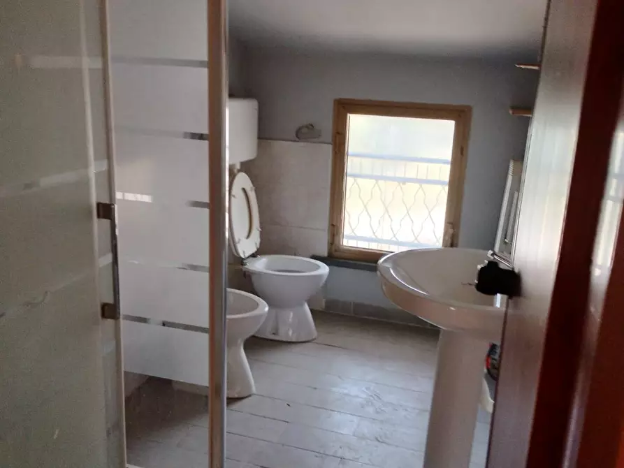 Immagine 4 di Casa bifamiliare in vendita  a Reggio Nell'emilia