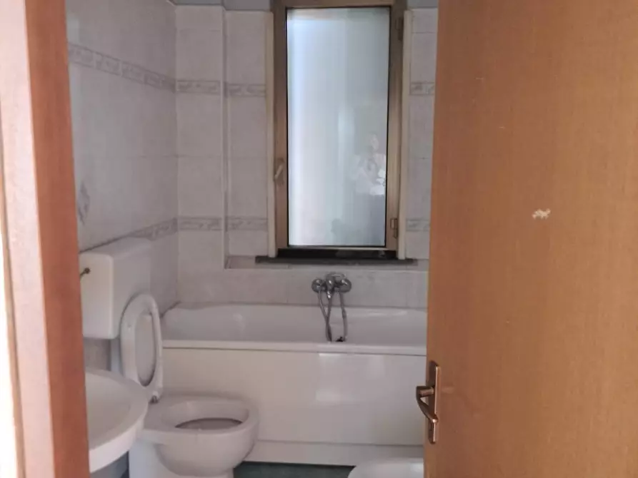 Immagine 21 di Casa bifamiliare in vendita  a Reggio Nell'emilia