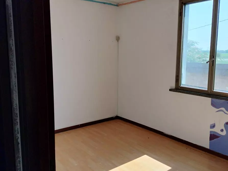 Immagine 22 di Casa bifamiliare in vendita  a Reggio Nell'emilia