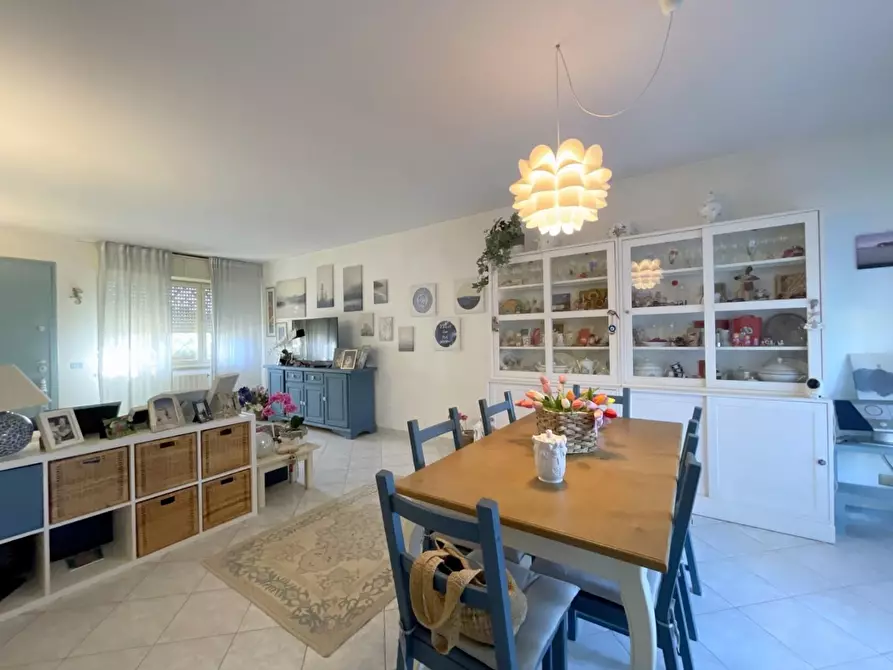 Immagine 13 di Villetta a schiera in vendita  a Camaiore