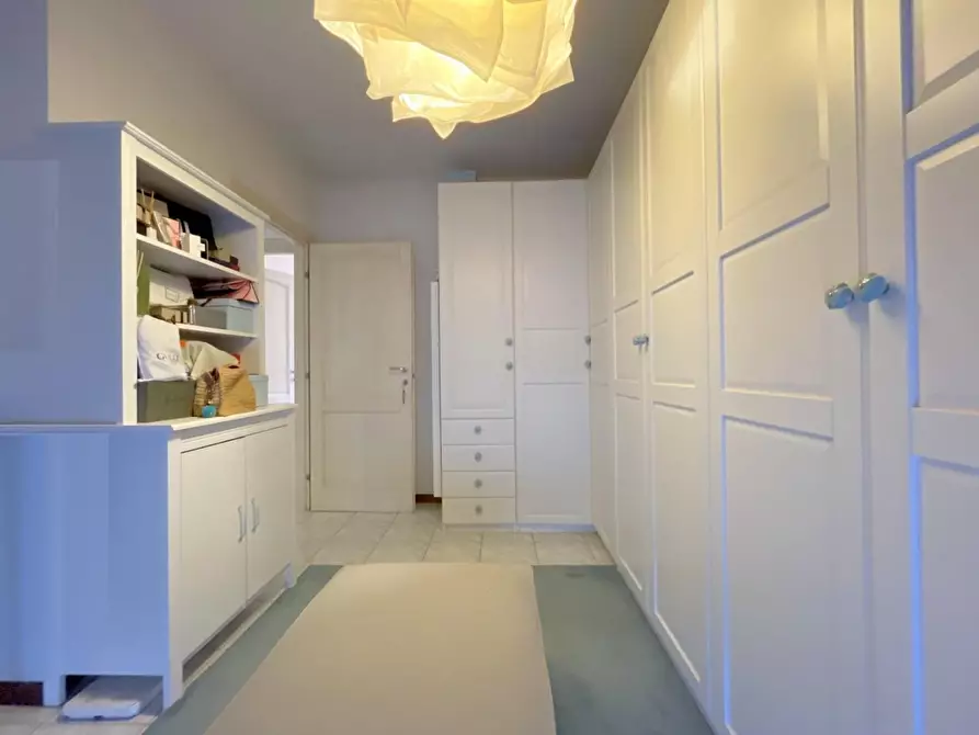 Immagine 33 di Villetta a schiera in vendita  a Camaiore