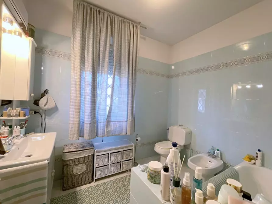 Immagine 35 di Villetta a schiera in vendita  a Camaiore