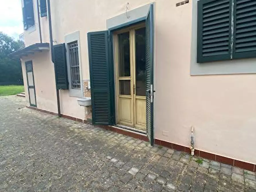 Immagine 56 di Villa in vendita  a Pisa