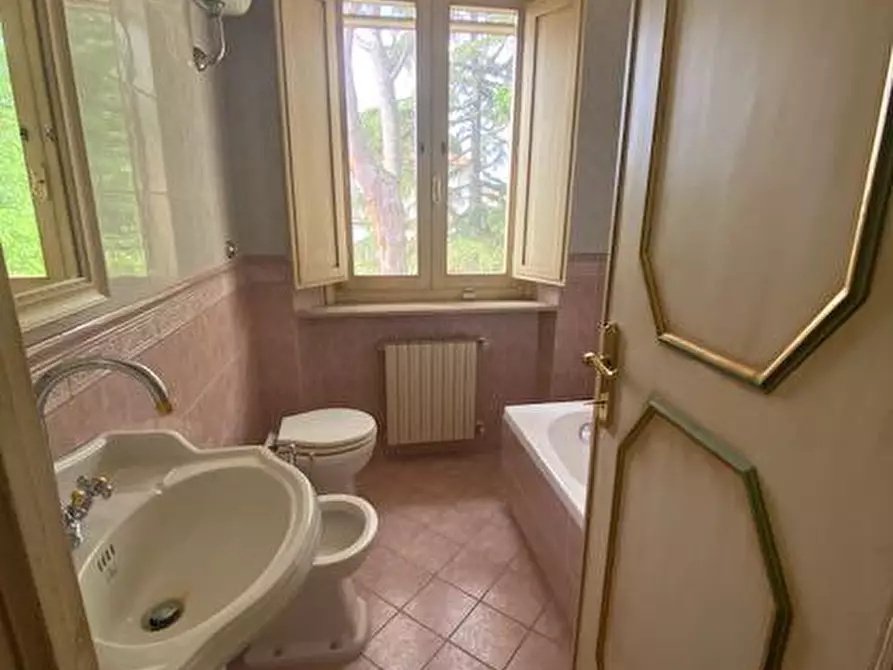 Immagine 29 di Villa in vendita  a Pisa