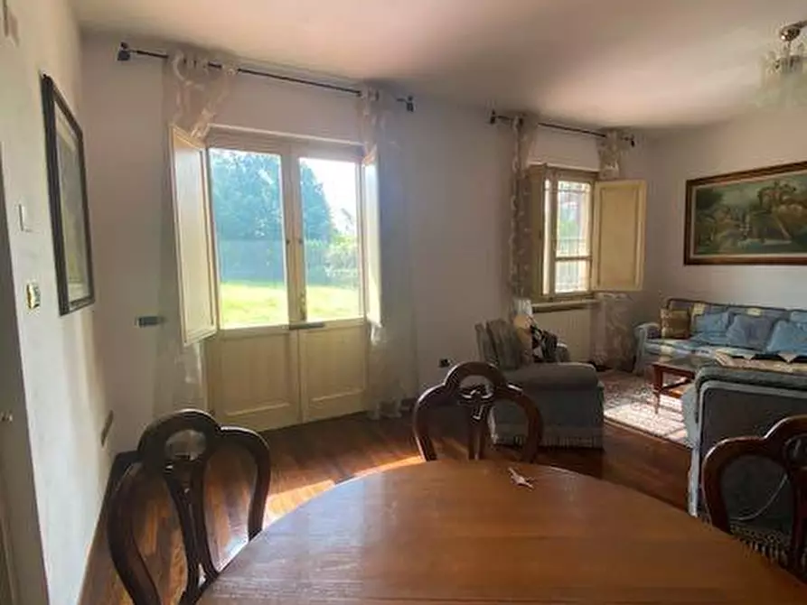 Immagine 14 di Villa in vendita  a Pisa