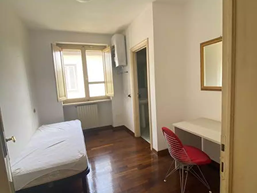Immagine 23 di Villa in vendita  a Pisa