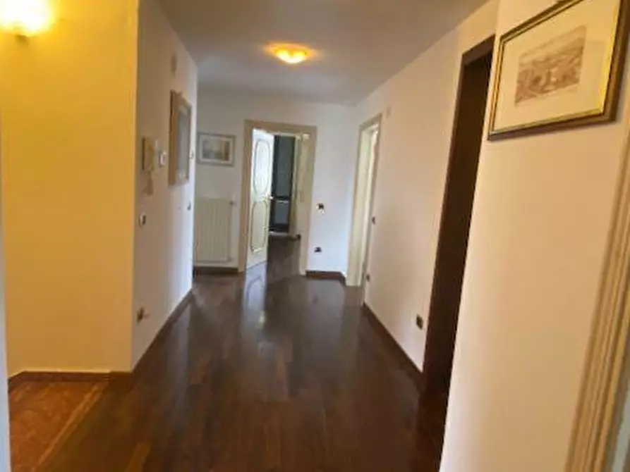 Immagine 31 di Villa in vendita  a Pisa