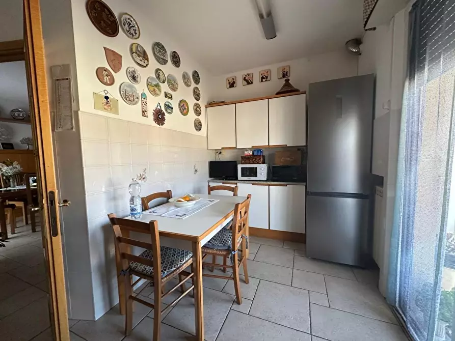 Immagine 7 di Appartamento in vendita  a Campiglia Marittima