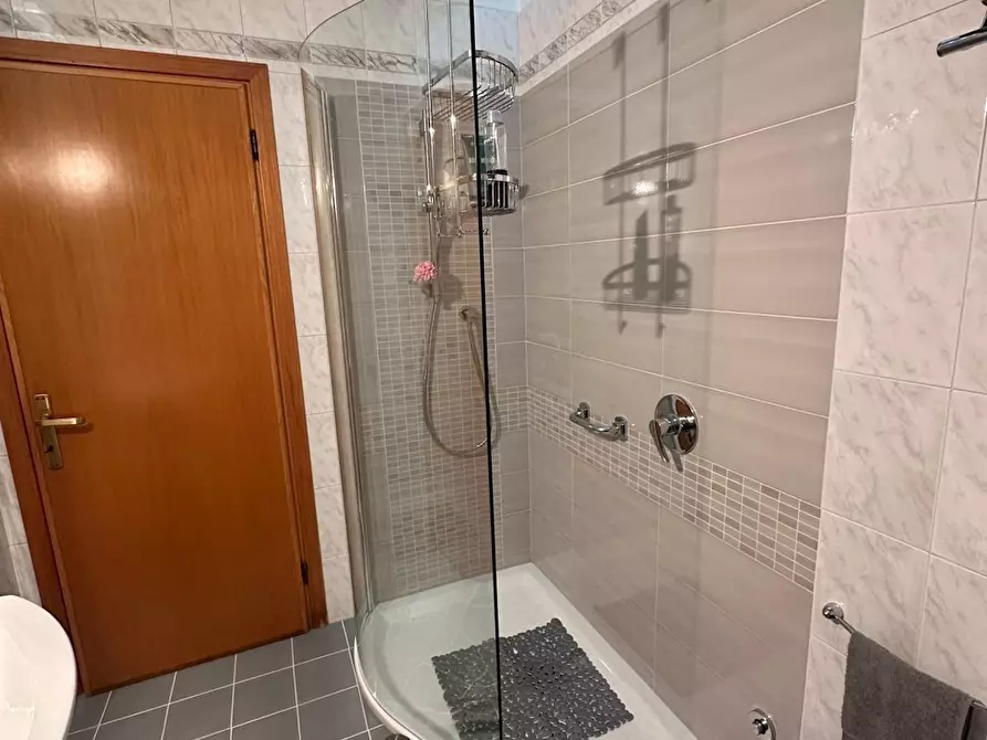 Immagine 11 di Appartamento in vendita  a Campiglia Marittima