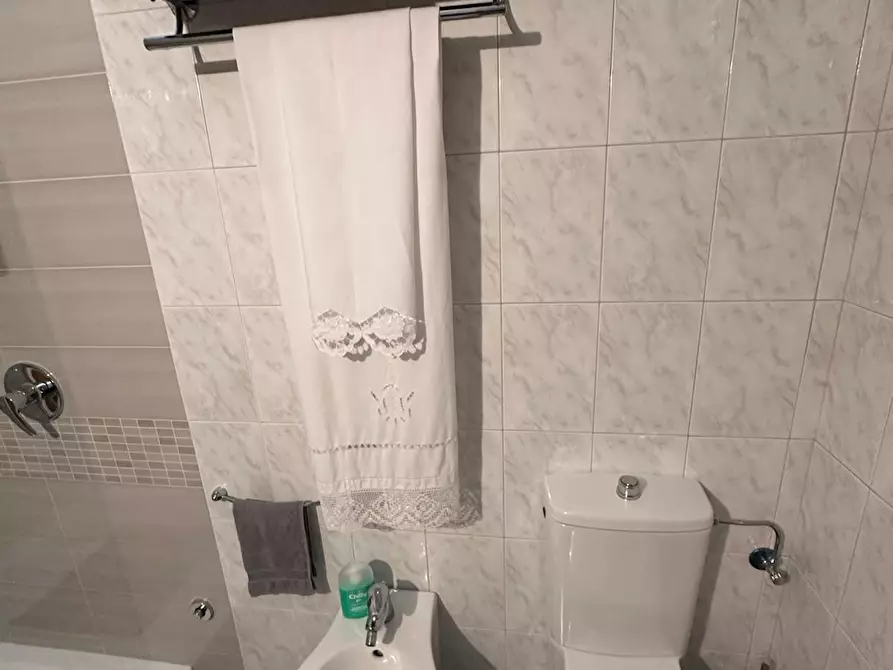 Immagine 13 di Appartamento in vendita  a Campiglia Marittima