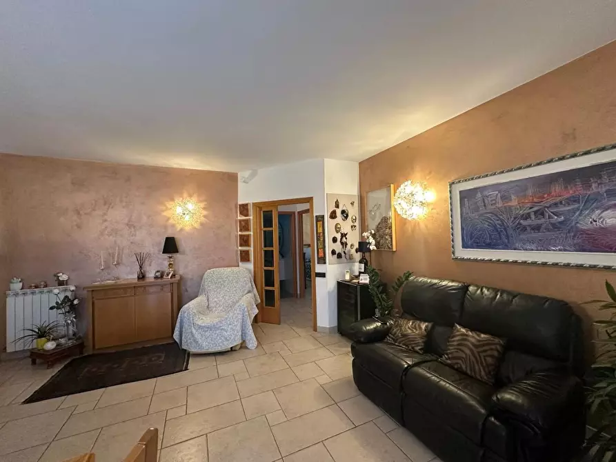 Immagine 1 di Appartamento in vendita  a Campiglia Marittima