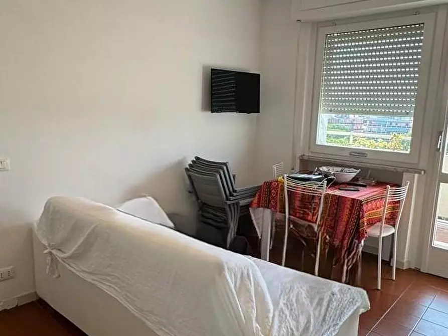 appartamento in vendita a Carrara in zona Marina di Carrara