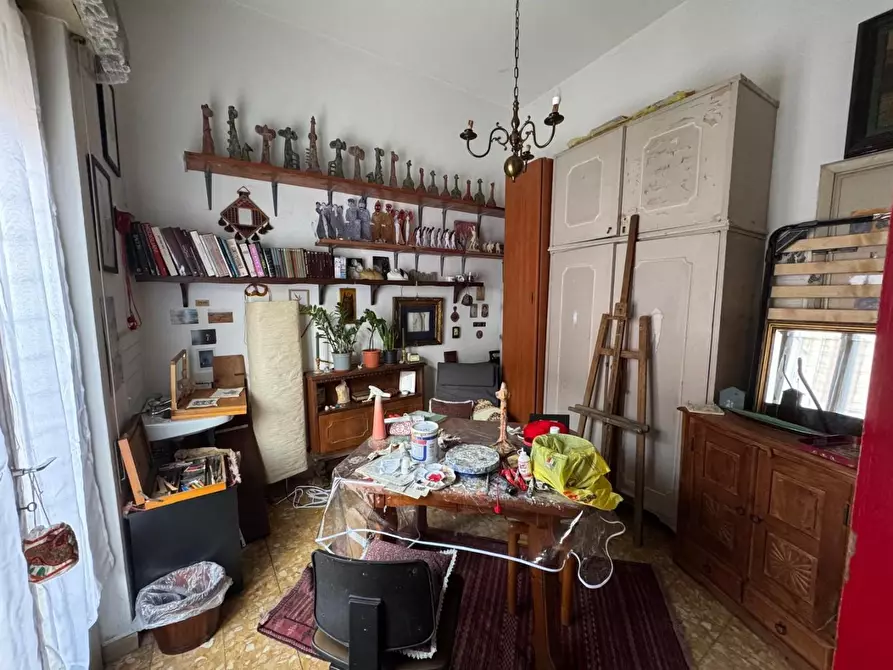 Immagine 4 di Appartamento in vendita  a Viareggio