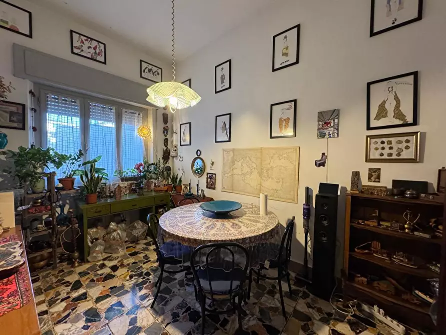 Immagine 6 di Appartamento in vendita  a Viareggio