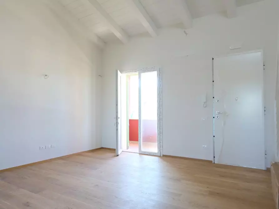 Immagine 2 di Appartamento in vendita  a Calcinaia