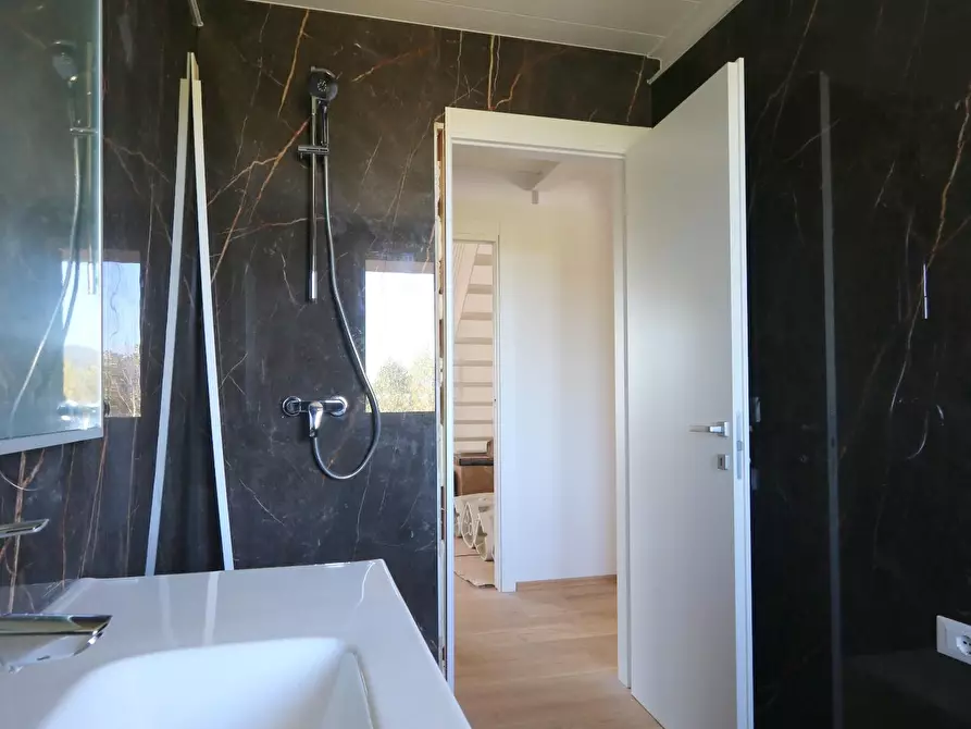 Immagine 8 di Appartamento in vendita  a Calcinaia