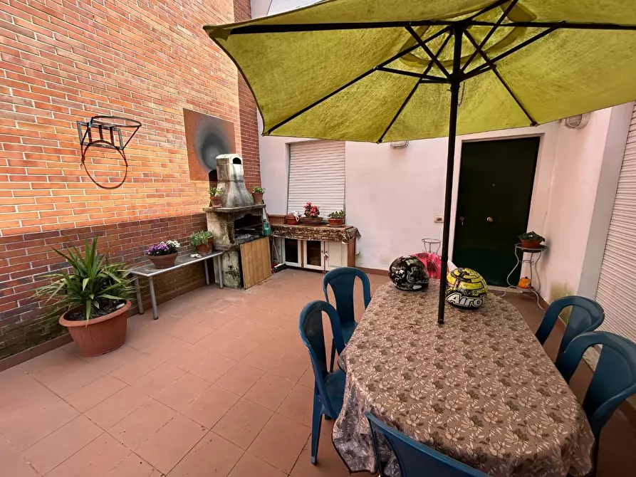 Immagine 7 di Appartamento in vendita  a Siena