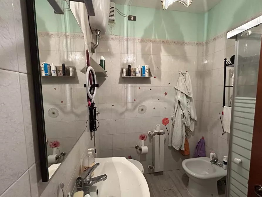 Immagine 16 di Appartamento in vendita  a Siena