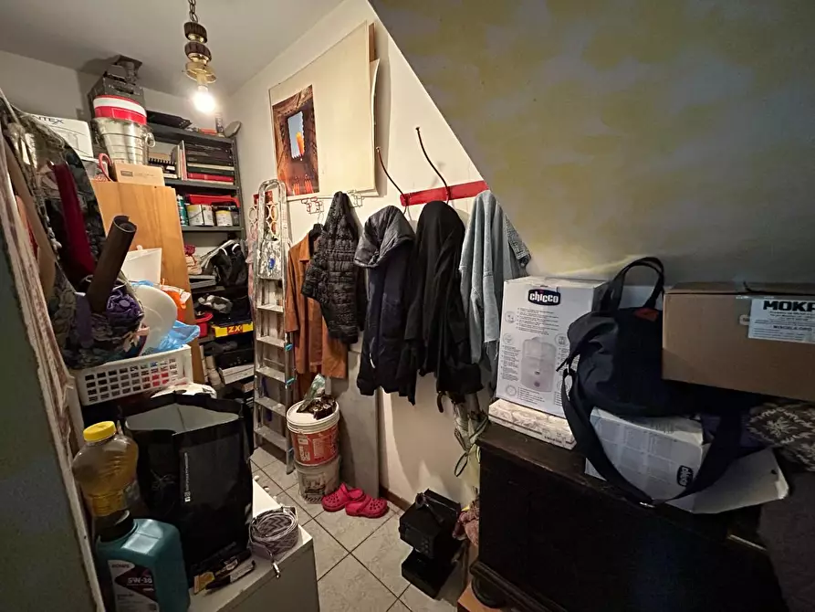 Immagine 9 di Appartamento in vendita  a Siena