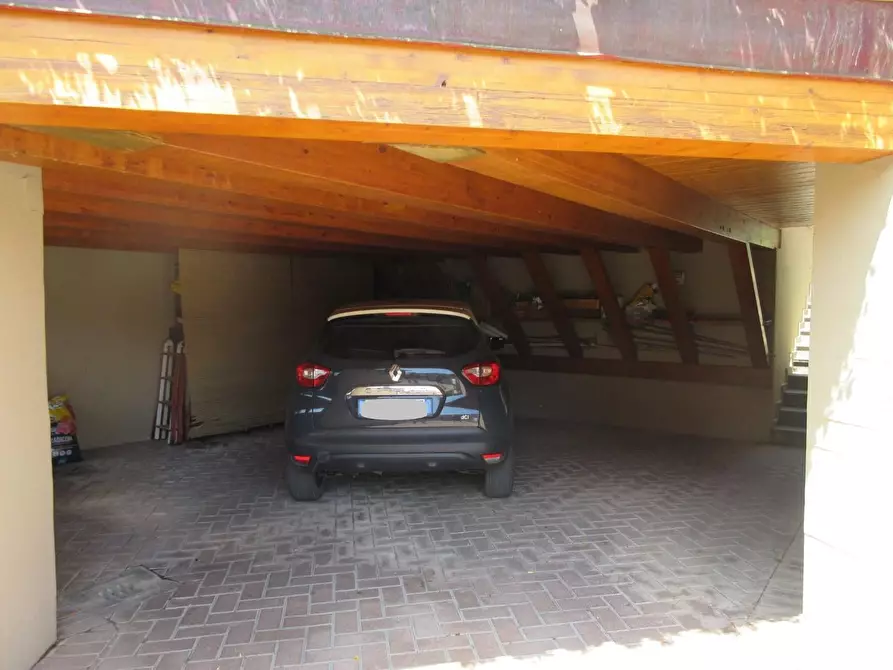 Immagine 17 di Villetta a schiera in vendita  a Empoli