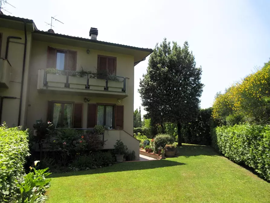 Immagine 14 di Villetta a schiera in vendita  a Empoli