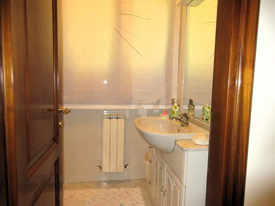 Immagine 12 di Villetta a schiera in vendita  a Empoli