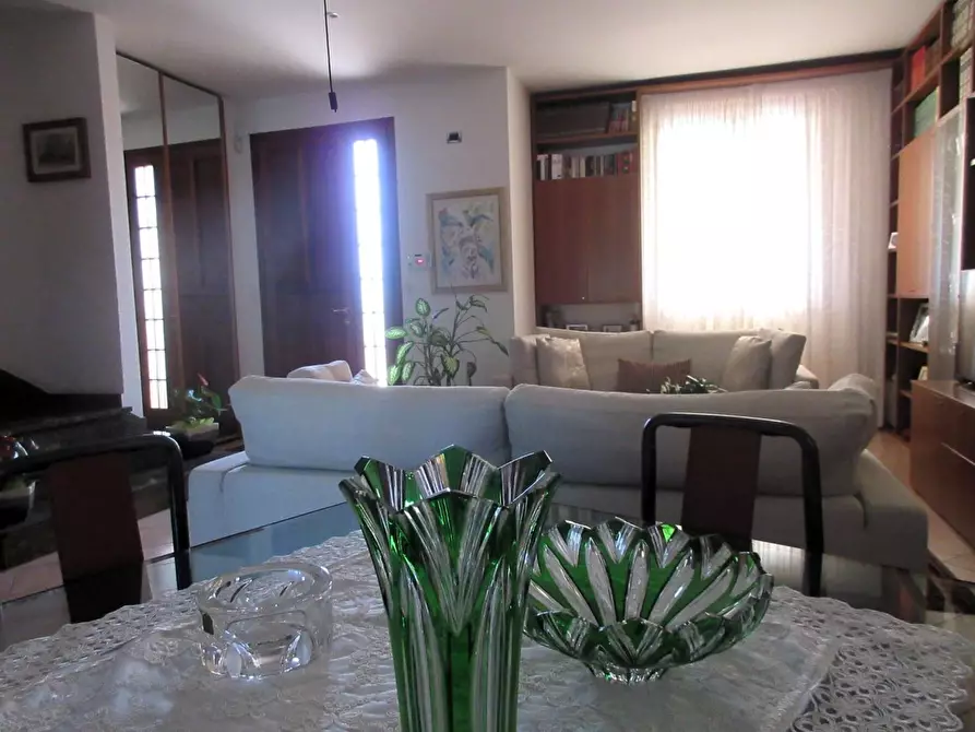 Immagine 4 di Villetta a schiera in vendita  a Empoli