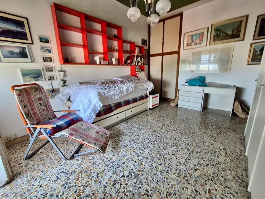 Immagine 30 di Appartamento in vendita  a Pisa