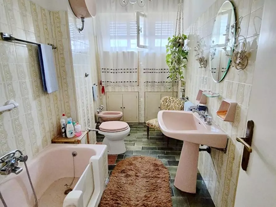 Immagine 18 di Appartamento in vendita  a Pisa