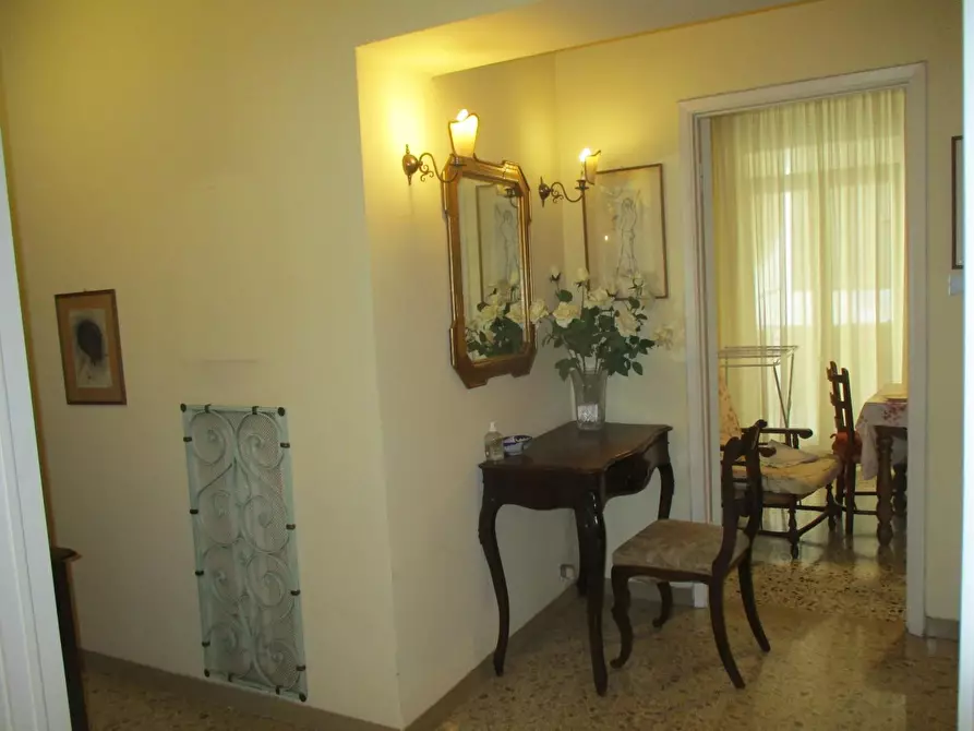 Immagine 6 di Appartamento in vendita  a Pontedera