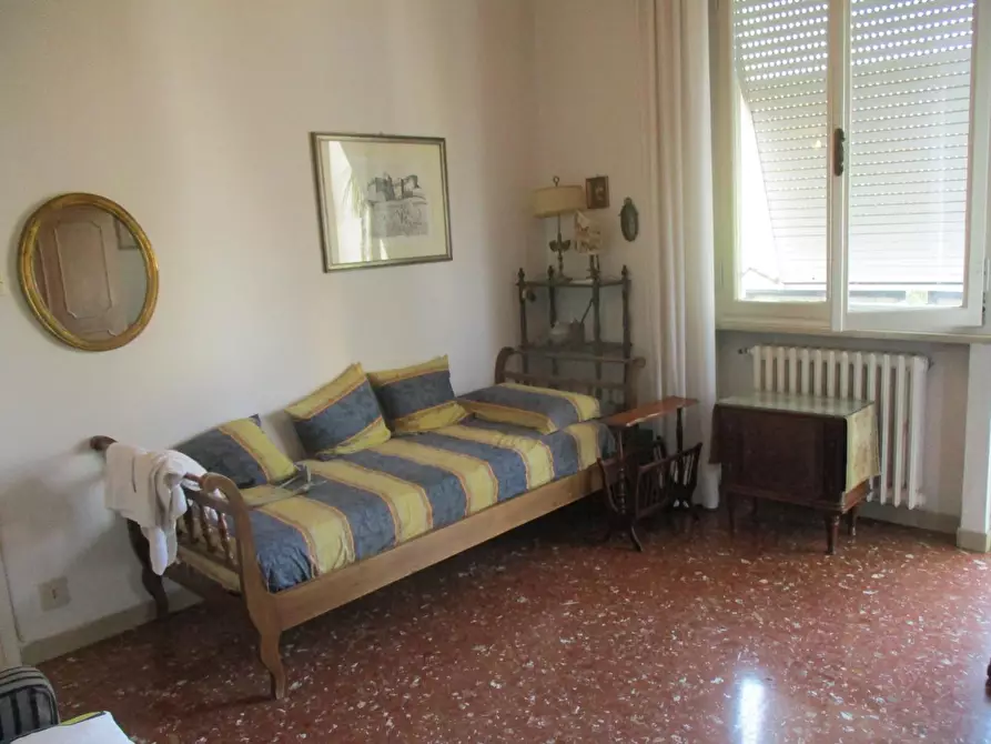 Immagine 22 di Appartamento in vendita  a Pontedera